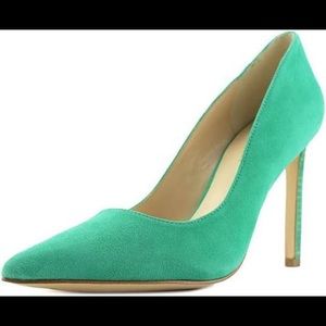 kelly green pumps